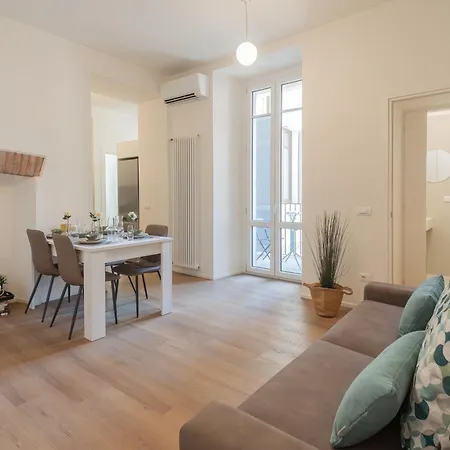 Manaraquattro - In Near The Center With Free Parking - Apartment