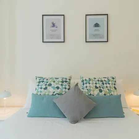 Apartment Manaraquattro - In Near The Center With Free Parking - *