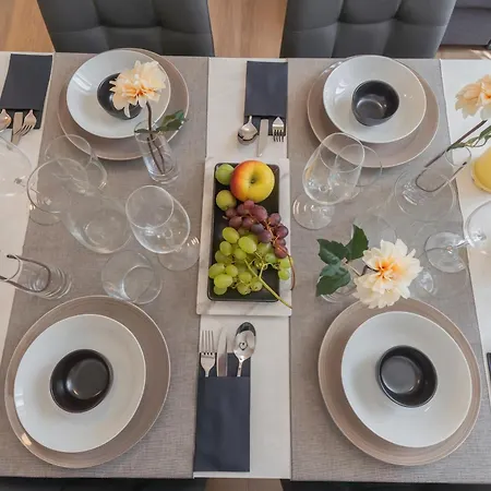 Apartment Manaraquattro - In Near The Center With Free Parking - *