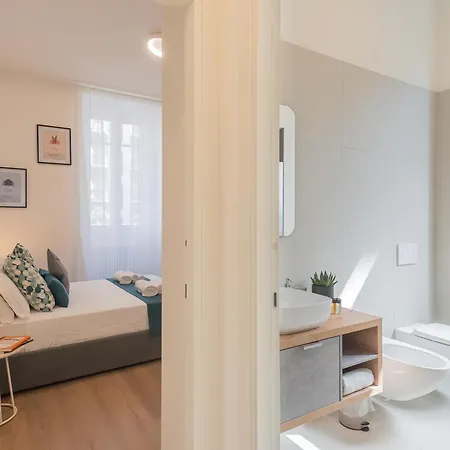 Manaraquattro - In Near The Center With Free Parking - Apartment Como